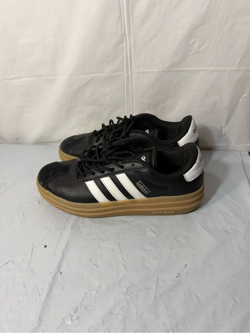 Adidas VL Court Bold women’s shoes size 9